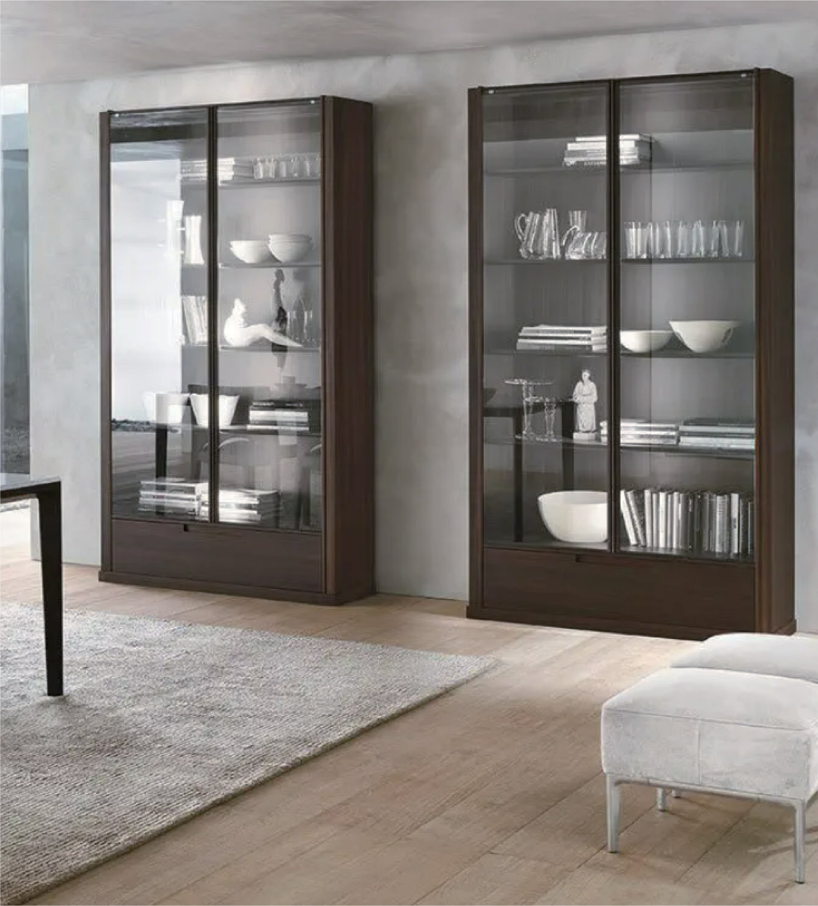 Glass Store Display Case | Retail Store Displays Fixtures | Now Displays